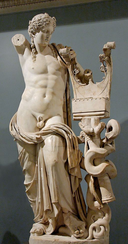 Escultura d Apolo con una cítara