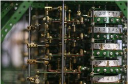 Máquina diferencial de Babbage para cálculos con polinomios
