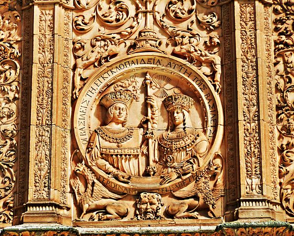 Escudo con los Reyes Católicos, fachada de la Universidad de Salamanca