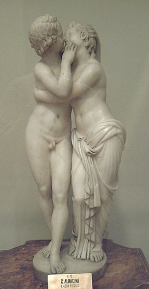 Escultura de Cupido y Psique, personajes de un cuento de el Asno de Oro