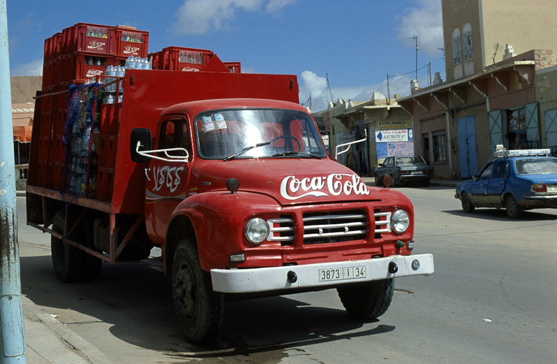 Un camión de Coca Cola en el sur de Marruecos
