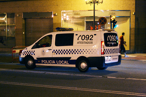 Policía