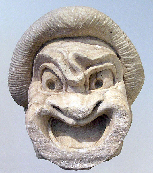 Máscara teatral de piedra