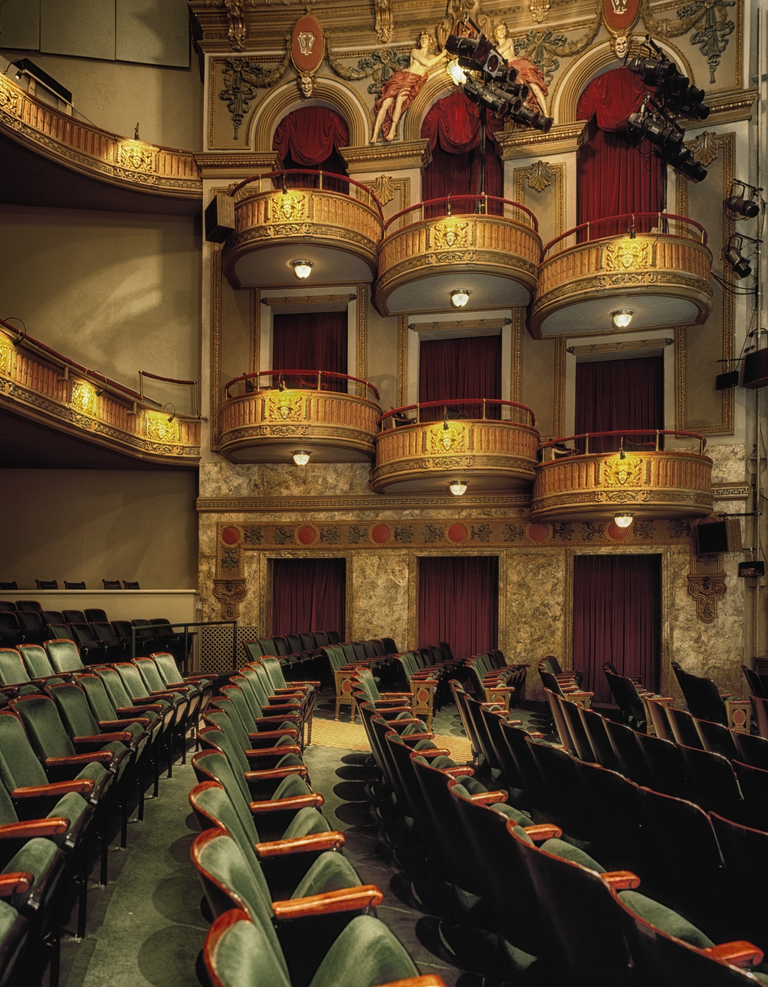 Palco de butacas de un teatro