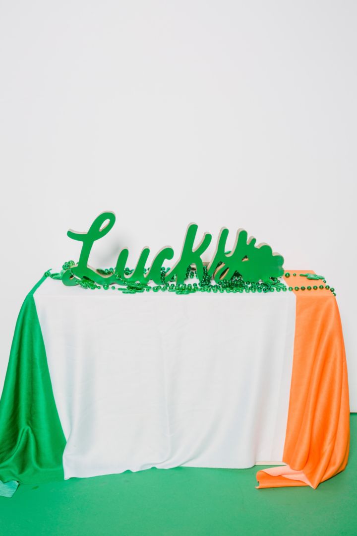 Bandera a modo de mantel de Irlanda.