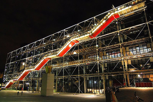 Vista del Centro Georges Pompidou, edificio de Renzo Piano en París
