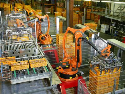 Las industrias de procesado de alimentos suelen instalarse en las zonas rurales, cerca del lugar donde se obtienen los productos que utilizan. 