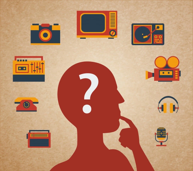 Subliminal Persona con signo de interrogación en su cabeza y alrededor de ella, dibujos de los diferentes medios de comunicación.