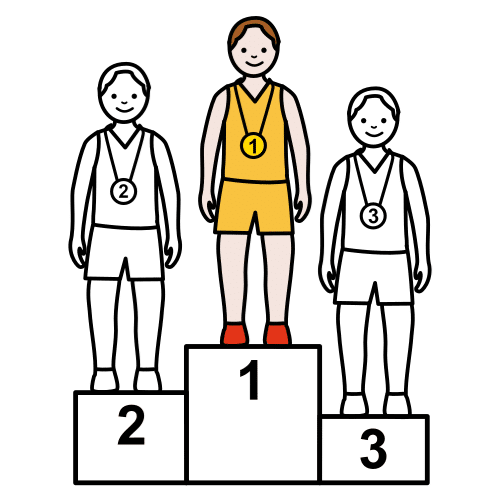 En la imagen aparecen tres personas en un podium, destacándose a la que ha quedado en primera posición. Ha sido el primero en llegar a la meta