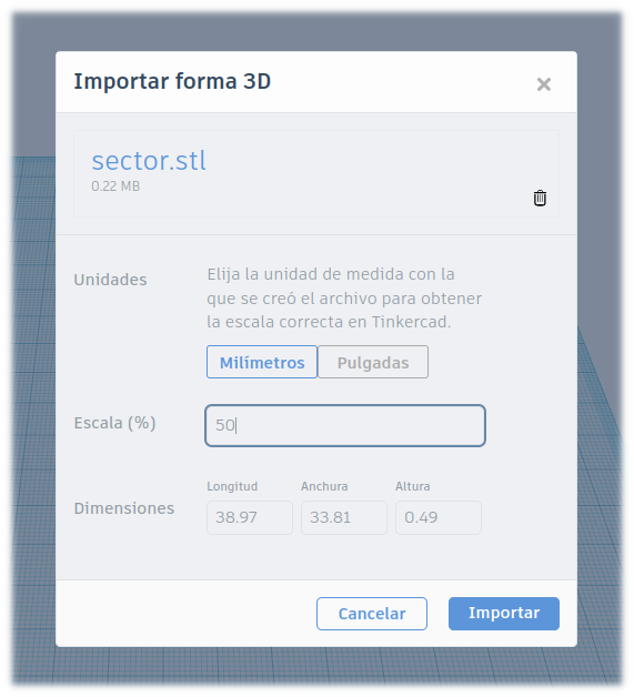 La imagen muestra la ventana para modificar el tamaño del modelo 3D en Tinkercad