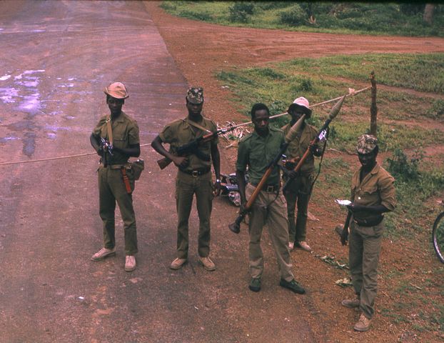 Soldados por la independencia de Guinea Bissau en los años 70