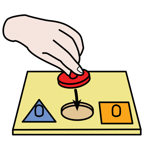 En la imagen aparece un puzzle de madera con tres formas geométricas, un triángulo azul, un círculo rojo y un cuadrado naranja. Una mano está colocando el círculo en su hueco
