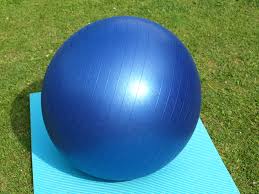 pelota azul