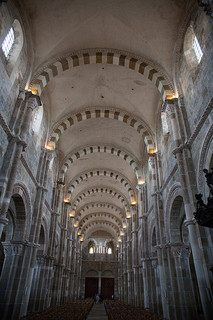 Interior de Santa Magdalena de Vézelay