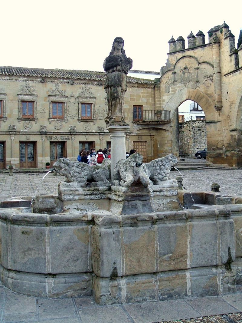 Plaza del Pópulo de Baeza.