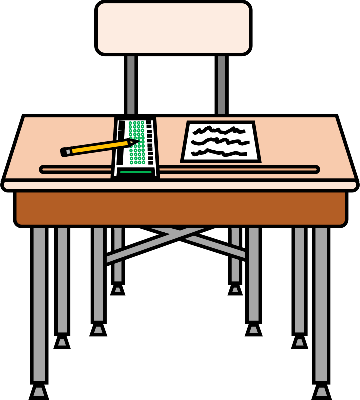 La imagen muestra un pupitre con silla sobre el que hay la hoja de un test y un lápiz para hacerlo