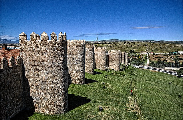 Fotografía de las murallas de Ávila.