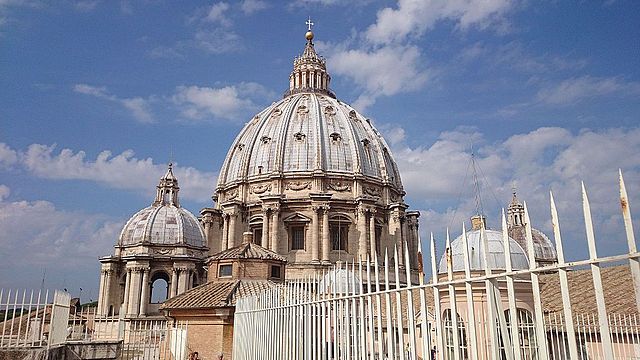 Cúpula San Pedro del Vaticano