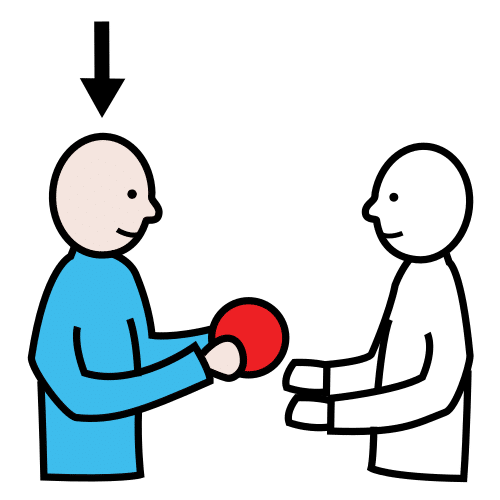 La imagen muestra a un niño entregando una pelota al profesor.