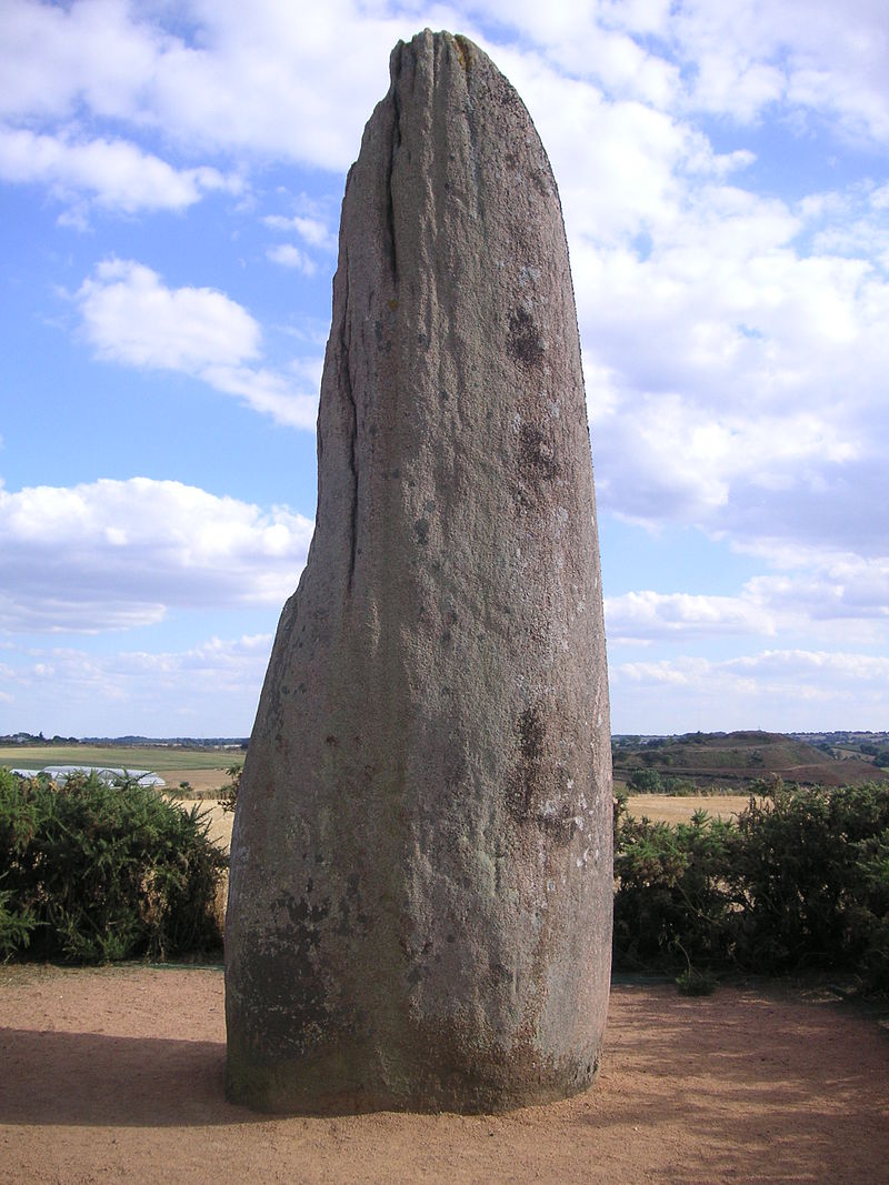 Menhir Saint-Macaire-en-Mauges