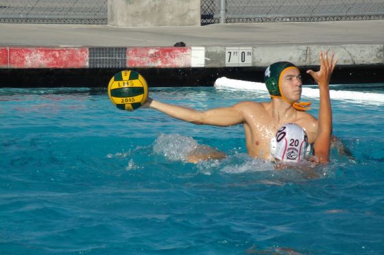 Partido de waterpolo