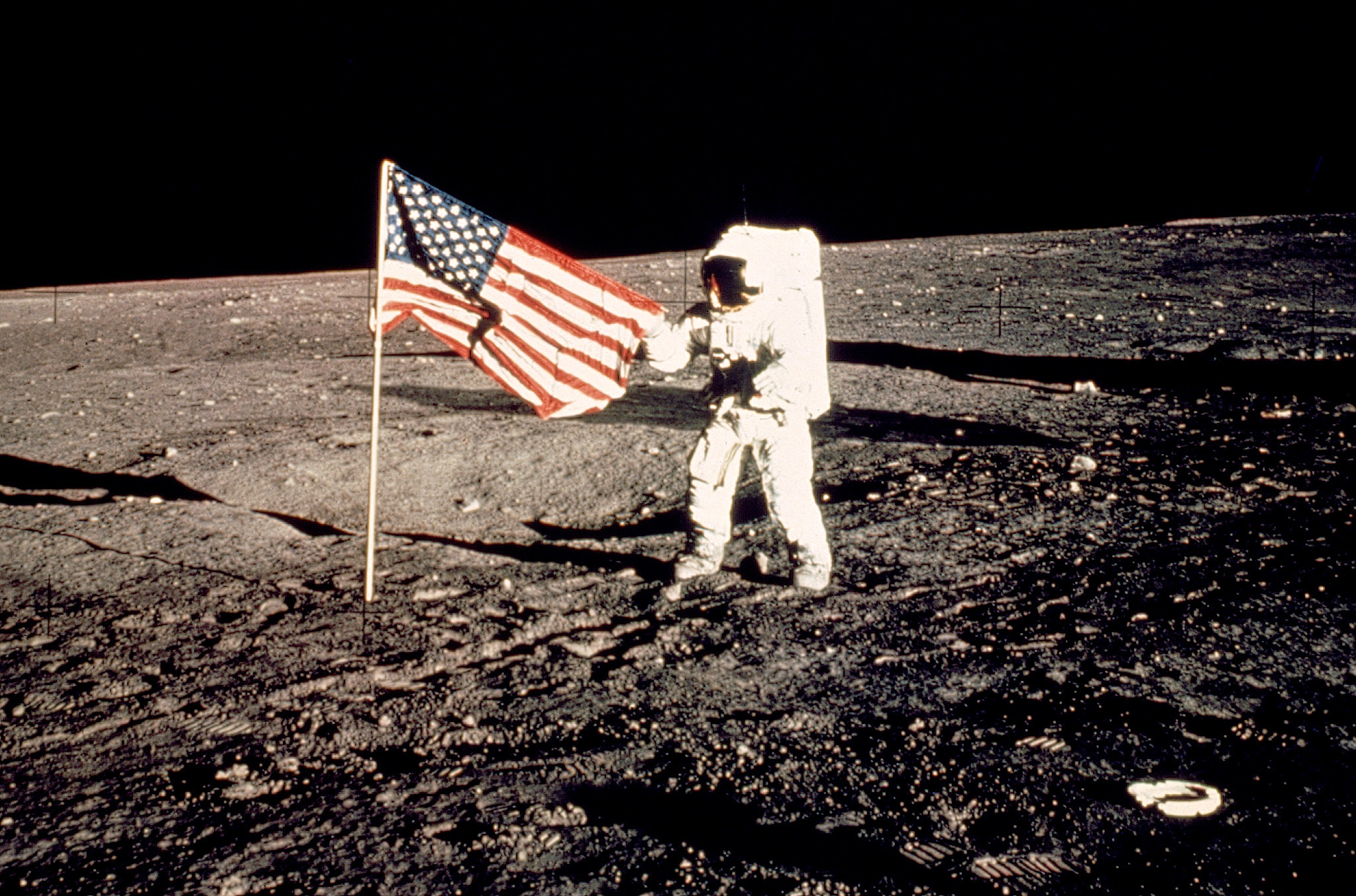 Picture of the word “moon-landing”.