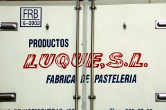 "S. L." Abreviatura de sociedad limitada