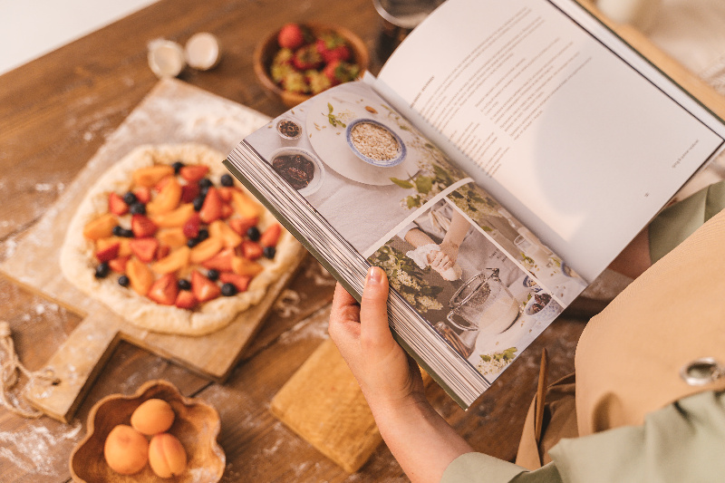 Libro de cocina Un libro con recetas de cocina.