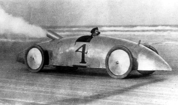 Coche de carreras Stanley Steamer de 1903