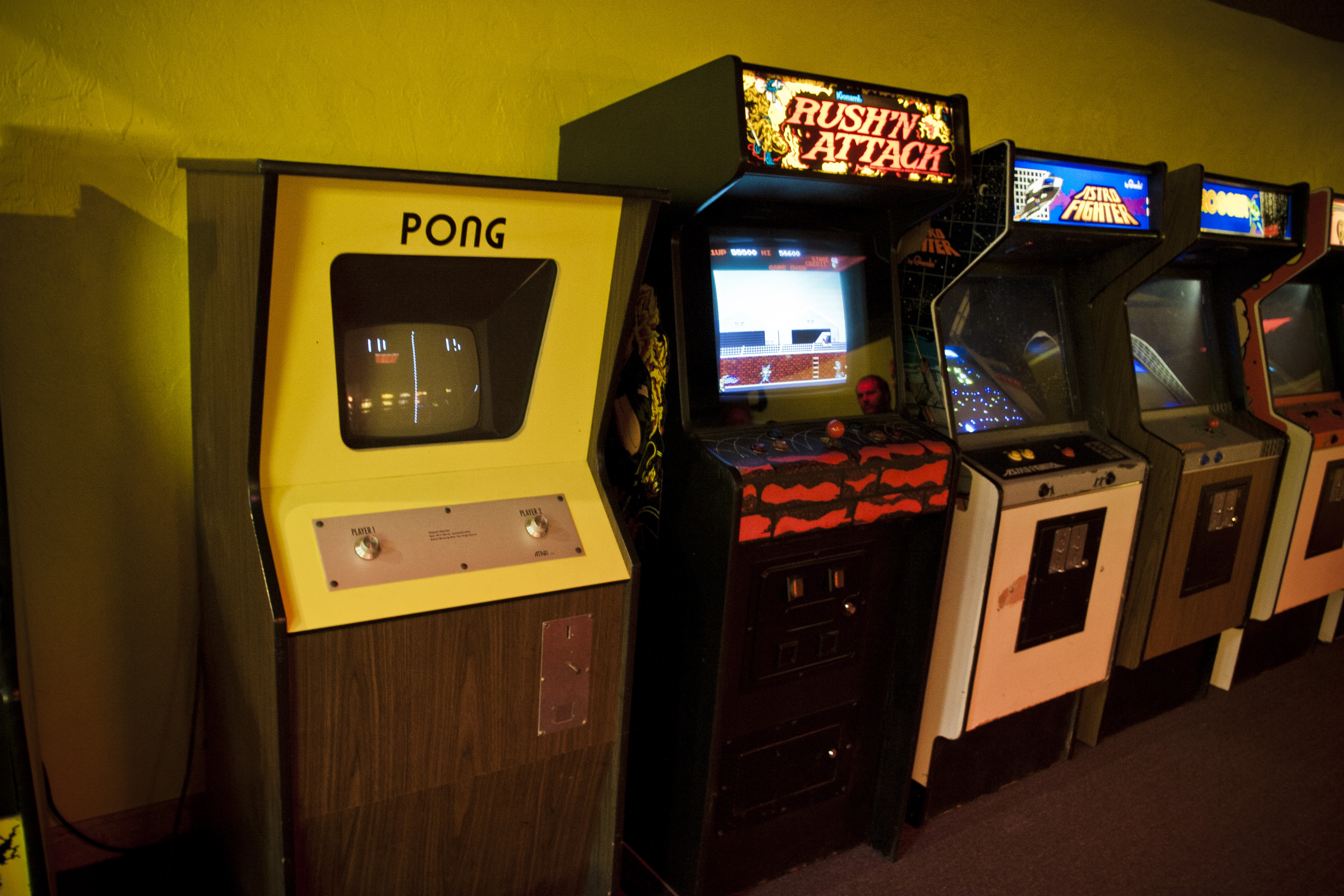 La imagen muestra juegos de Arcade