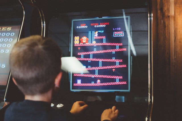 Imagen de un videojuego en una máquina recreativa