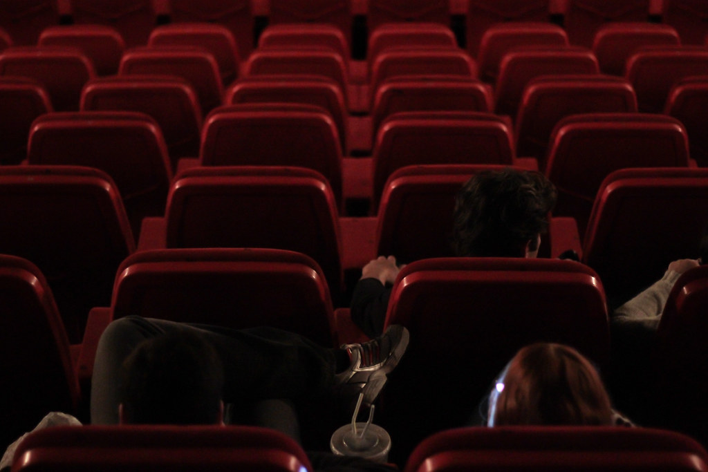 Imagen de las butacas de un cine.