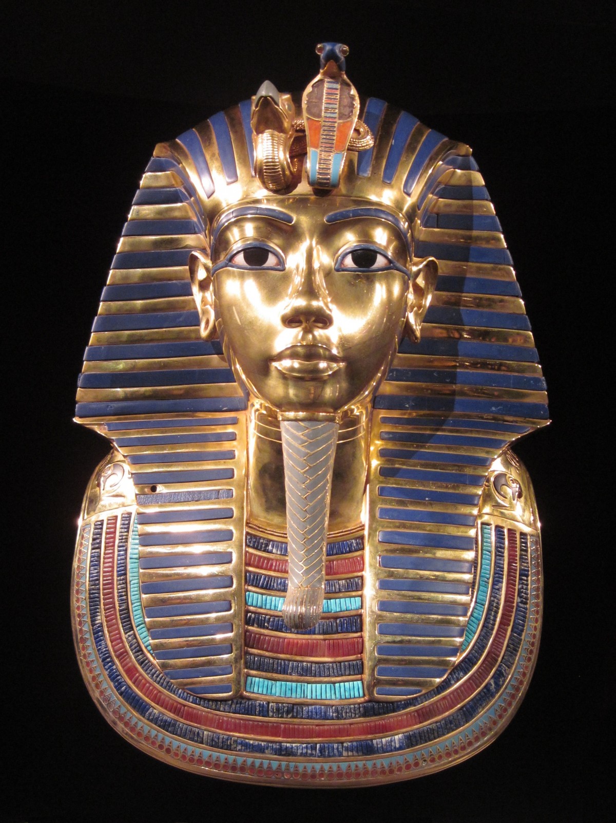 La imagen muestra parte de un sarcófago egipcio