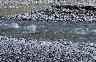 sedimentos en un rio
