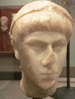 busto de Constancio II