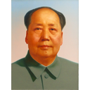 Mao Zedong, fue un político y el máximo dirigente del Partido Comunista de China (PCCh) y fundador de la República Popular China. Bajo su liderazgo, el Partido Comunista se hizo con el poder en la China continental en 1949, cuando se proclamó la nueva República Popular, tras la victoria en la Revolución china contra las fuerzas de la República de China. La victoria comunista provocó la huida de Chiang Kai-shek y sus seguidores del Kuomintang a Taiwán y convirtió a Mao en el líder máximo de China hasta su muerte en 1976. Algunas fuentes lo consideran un dictador por haber implementado un régimen unipartidista y autoritario en su política interna. y por las consecuencias sociales y económicas de su política interna.