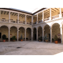 Columnas y arcos de medio punto