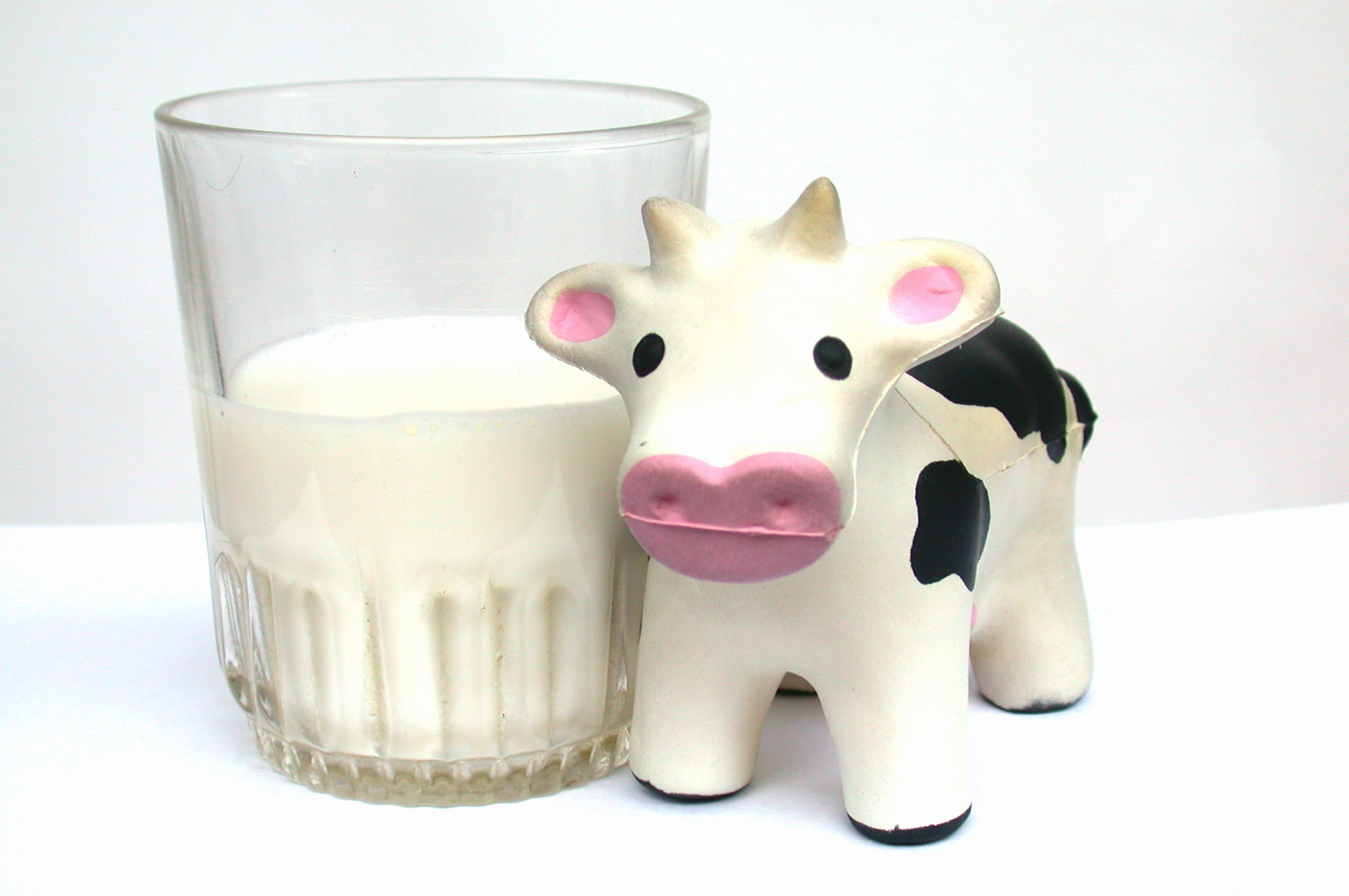 Vaso de leche y vaquita