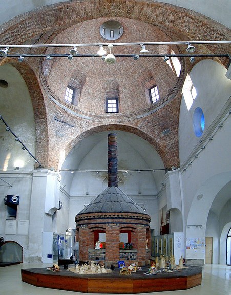 interior de la Real Fábrica de Vidrio de La Granja