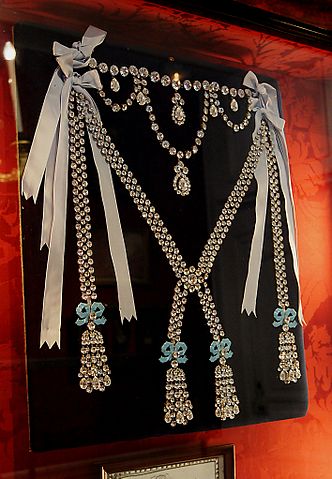 El famoso collar 