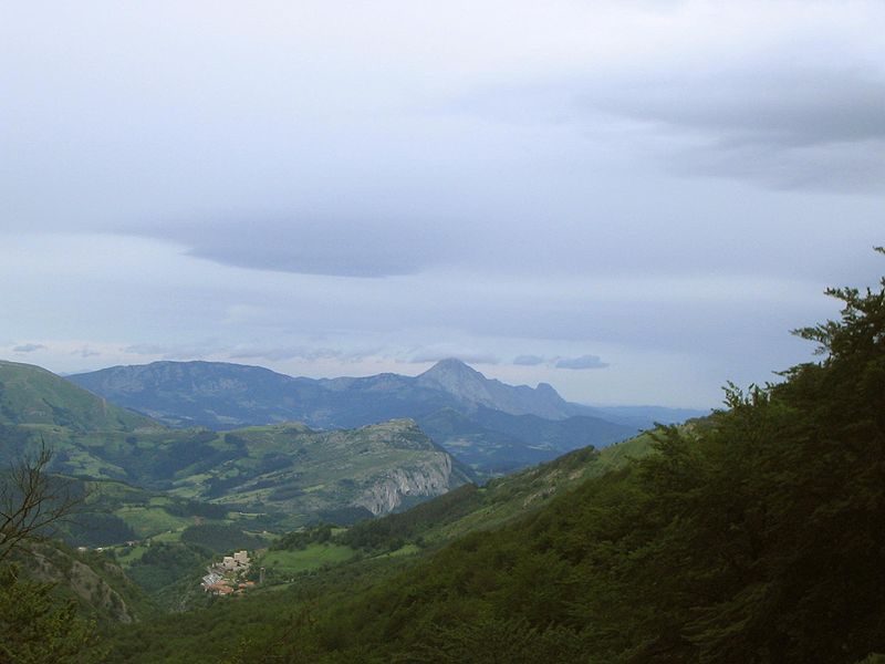 Panorámica de los Montes Vascos desde Urbia