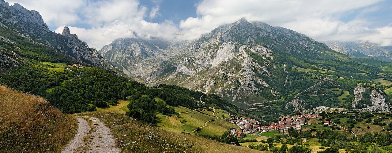 Imagen de los Picos de Europa en la cordillera Cantábrica 