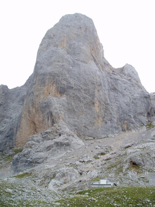 El Naranco de Bulnes o Urriellu
