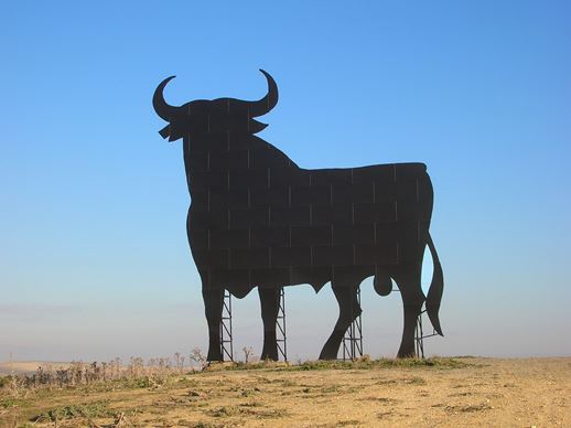 valla publicitaria del Toro de Osborne