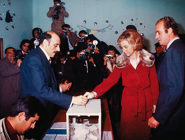 Los Reyes votando en el Referéndum