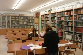 Biblioteca de un instituto