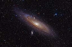 La imagen muestra la galaxia Andrómeda.