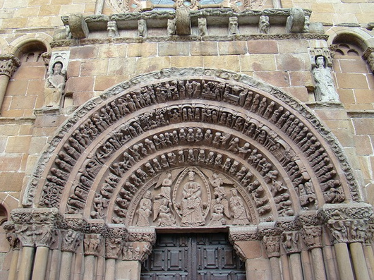 Fachada de la iglesia de Santo Domingo.