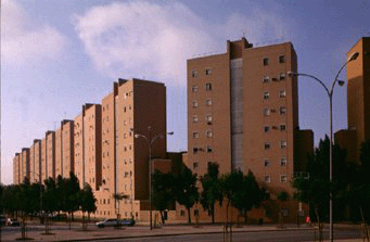 Conjunto de viviendas, los 10 mandamientos. Sevilla