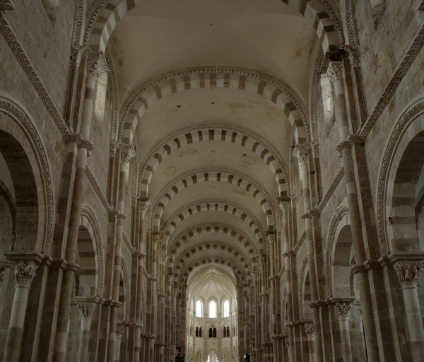 Santa María de Vézelay, Francia